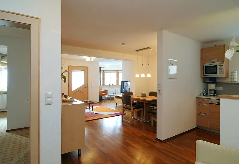 apartment_1_2400px.jpg